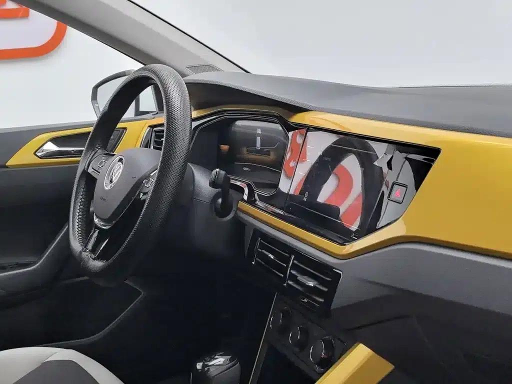 2023 Polo Plus 1.5L Automatic Colorful Technology Edition — миниатюра 22