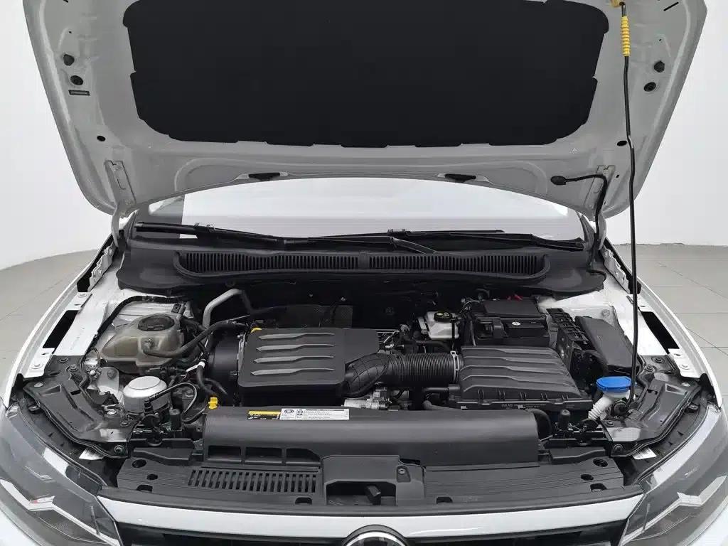 2023 Polo Plus 1.5L Automatic Colorful Technology Edition — миниатюра 6