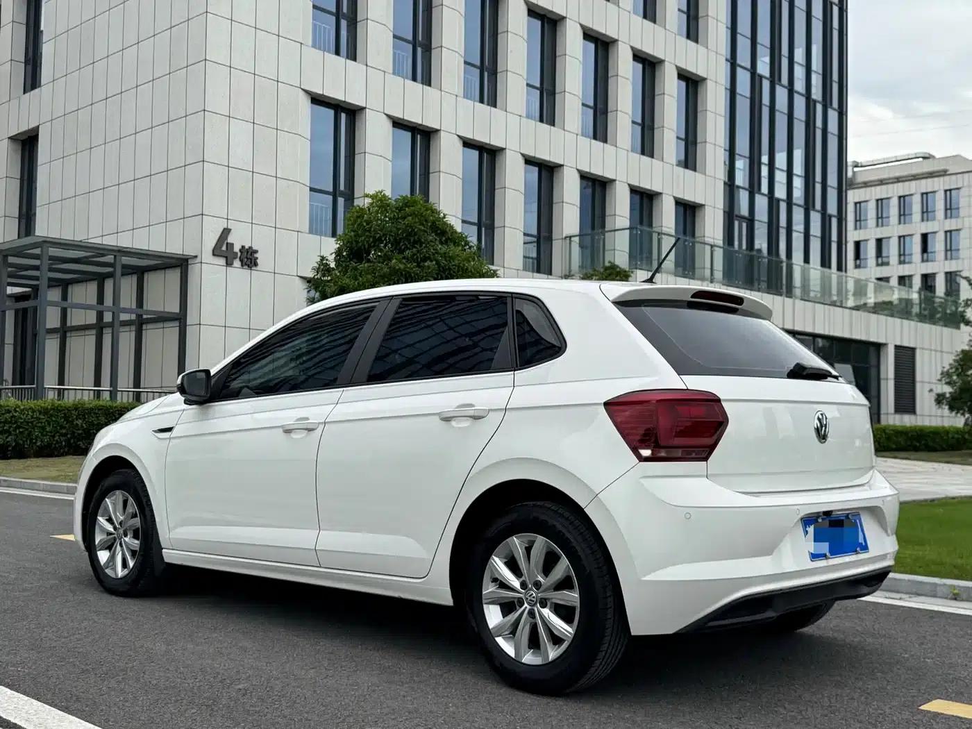 2019 Polo Plus 1.5L Automatic Colorful Technology Edition — миниатюра 7