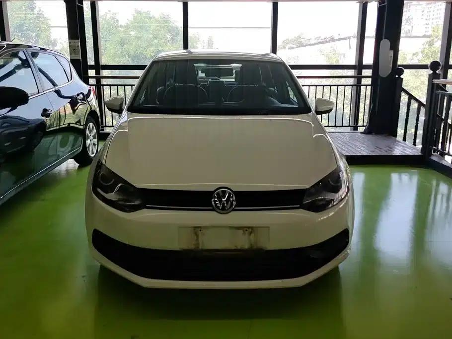 2016 Polo 1.4L Automatic Fashion Edition — миниатюра 2