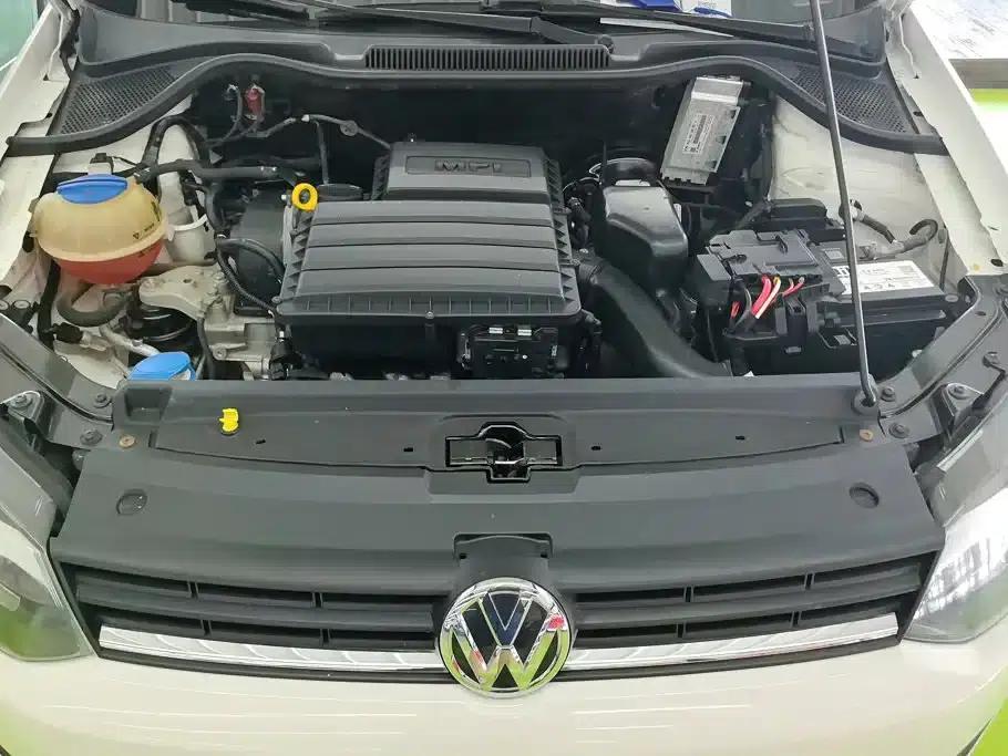 2016 Polo 1.4L Automatic Fashion Edition — миниатюра 10