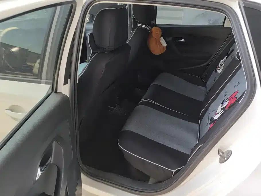 2014 Polo 1.6L Manual Comfort Edition — миниатюра 11