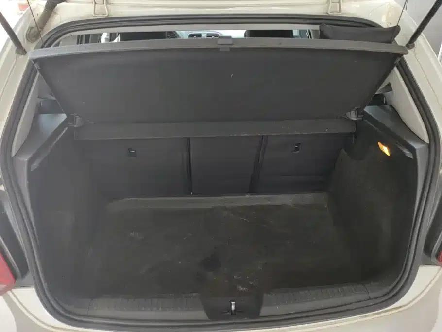 2014 Polo 1.6L Manual Comfort Edition — миниатюра 4