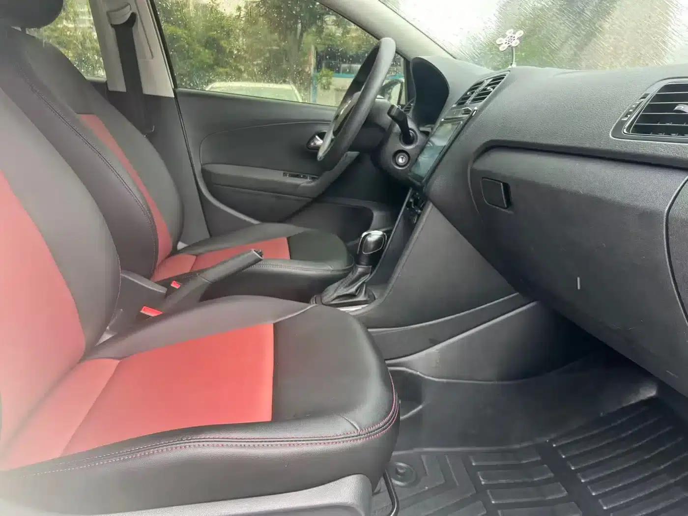2018 Polo 1.5L Automatic Comfort Edition — миниатюра 6