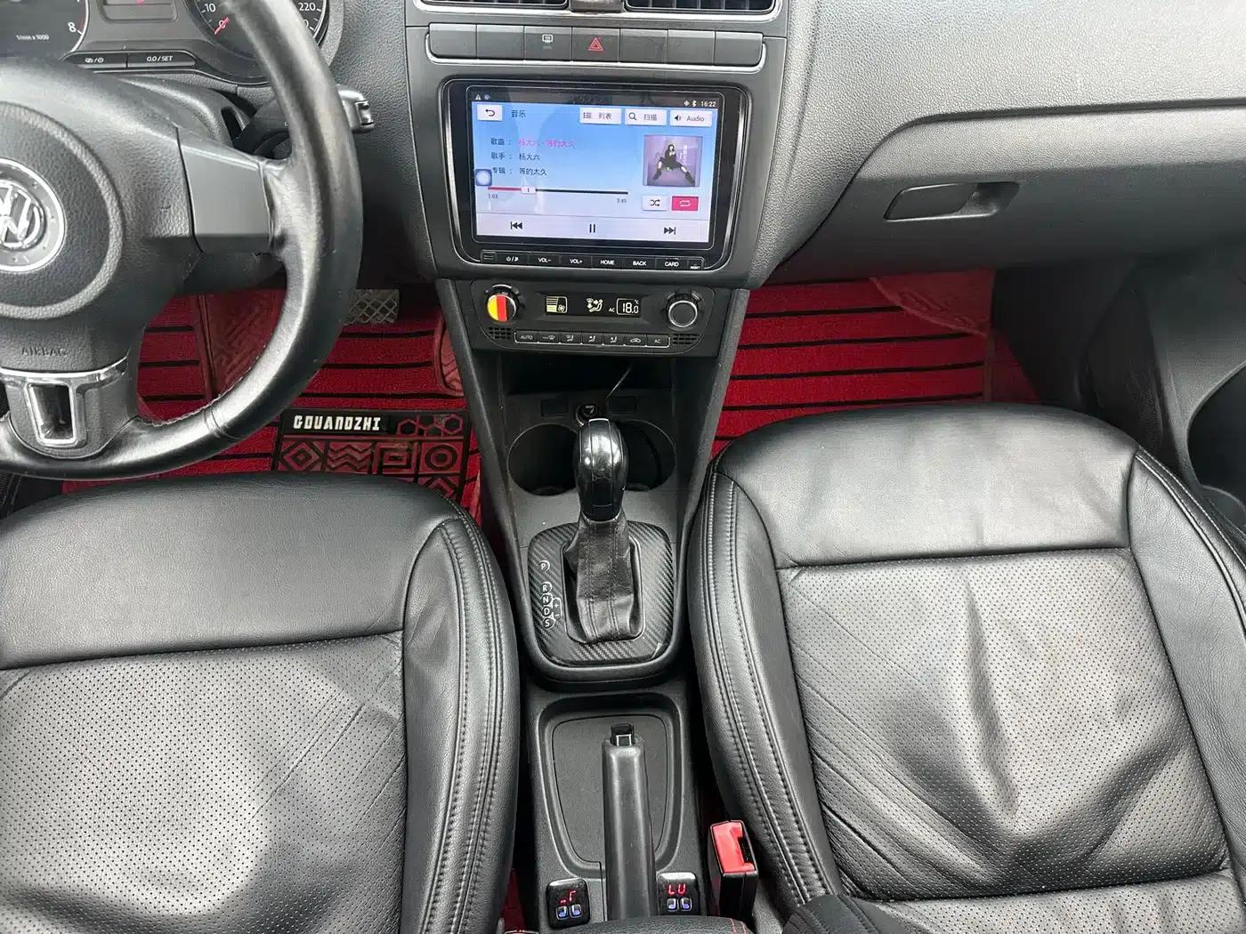 2011 Polo 1.4L Automatic Cool Edition — миниатюра 11