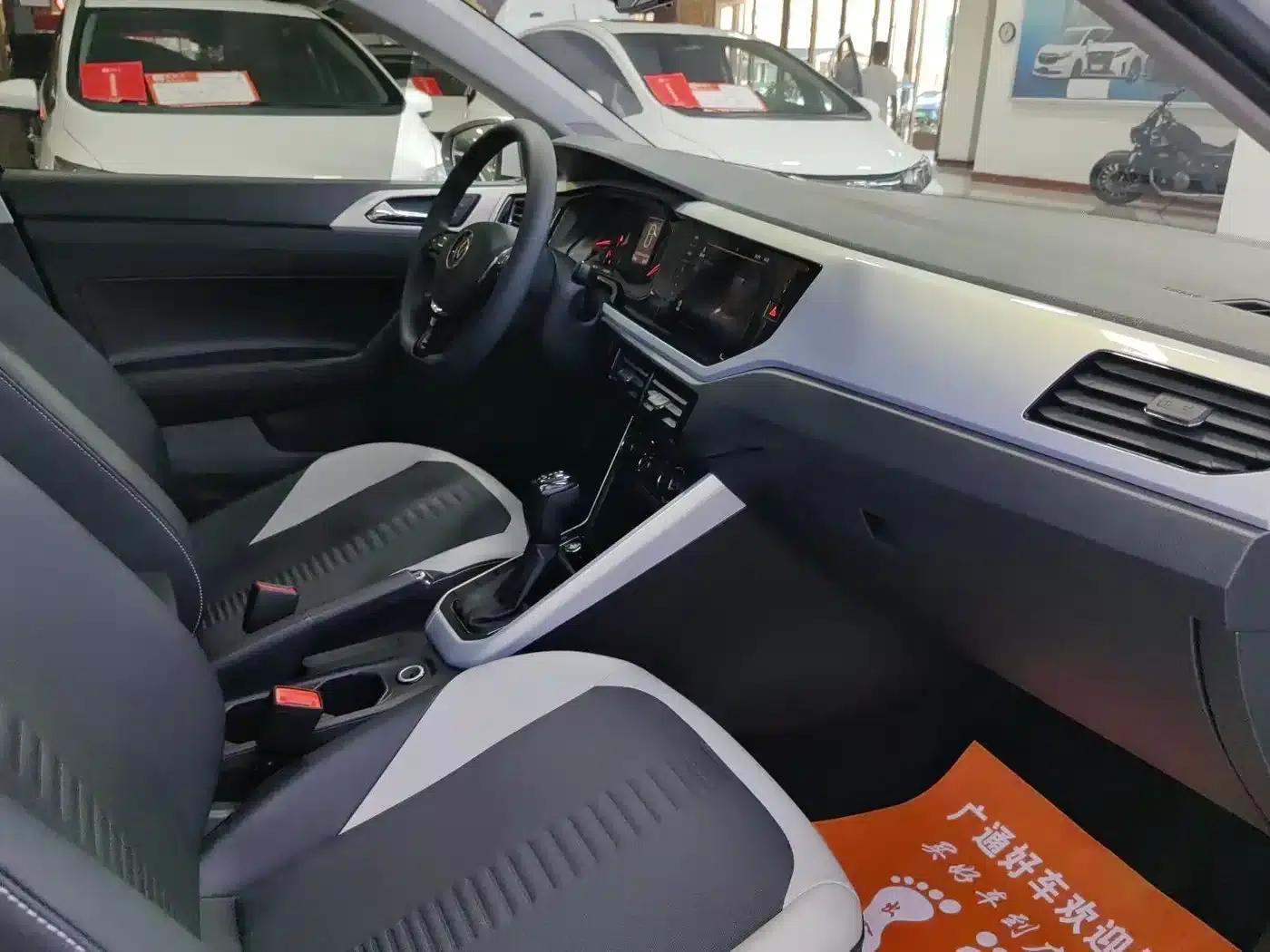 2021 Polo Plus 1.5L Automatic Colorful Technology Edition — миниатюра 7