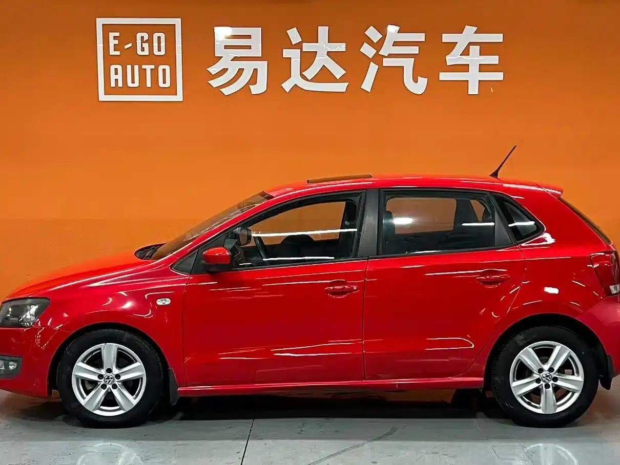 2011 Polo 1.4L Automatic Premium Edition — миниатюра 3