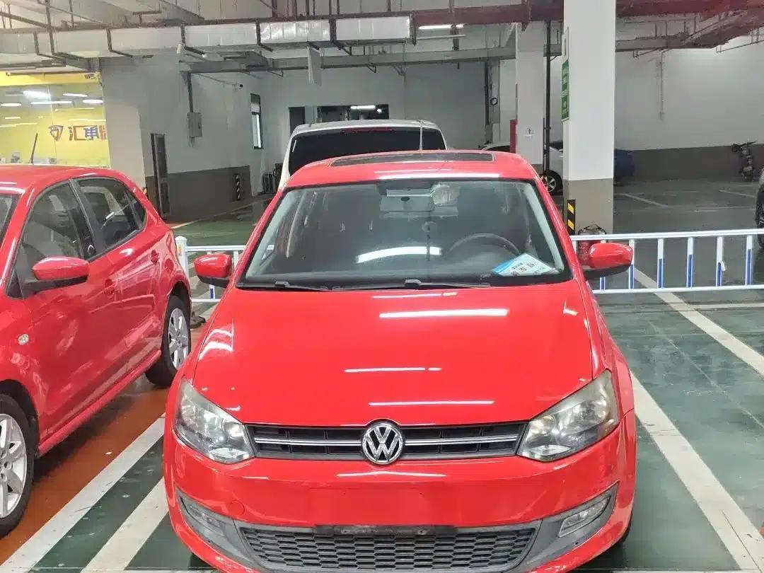2011 Polo 1.4L Automatic Premium Edition — миниатюра 10