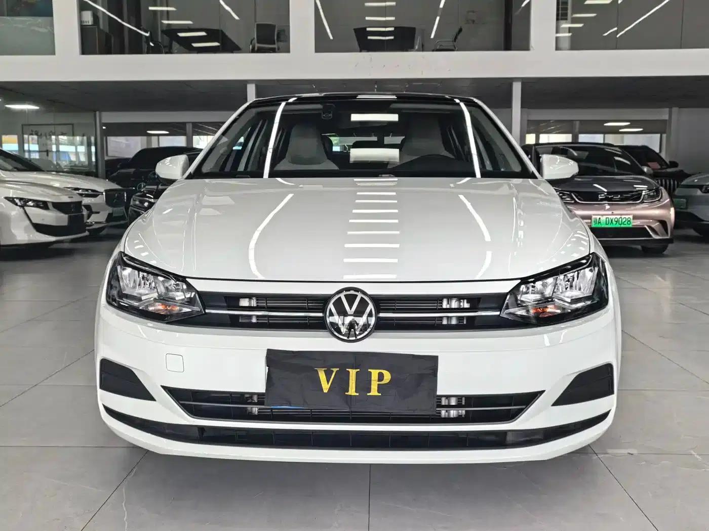 2023 Polo Facelift Plus 1.5L Automatic Colorful Technology Edition — миниатюра 2