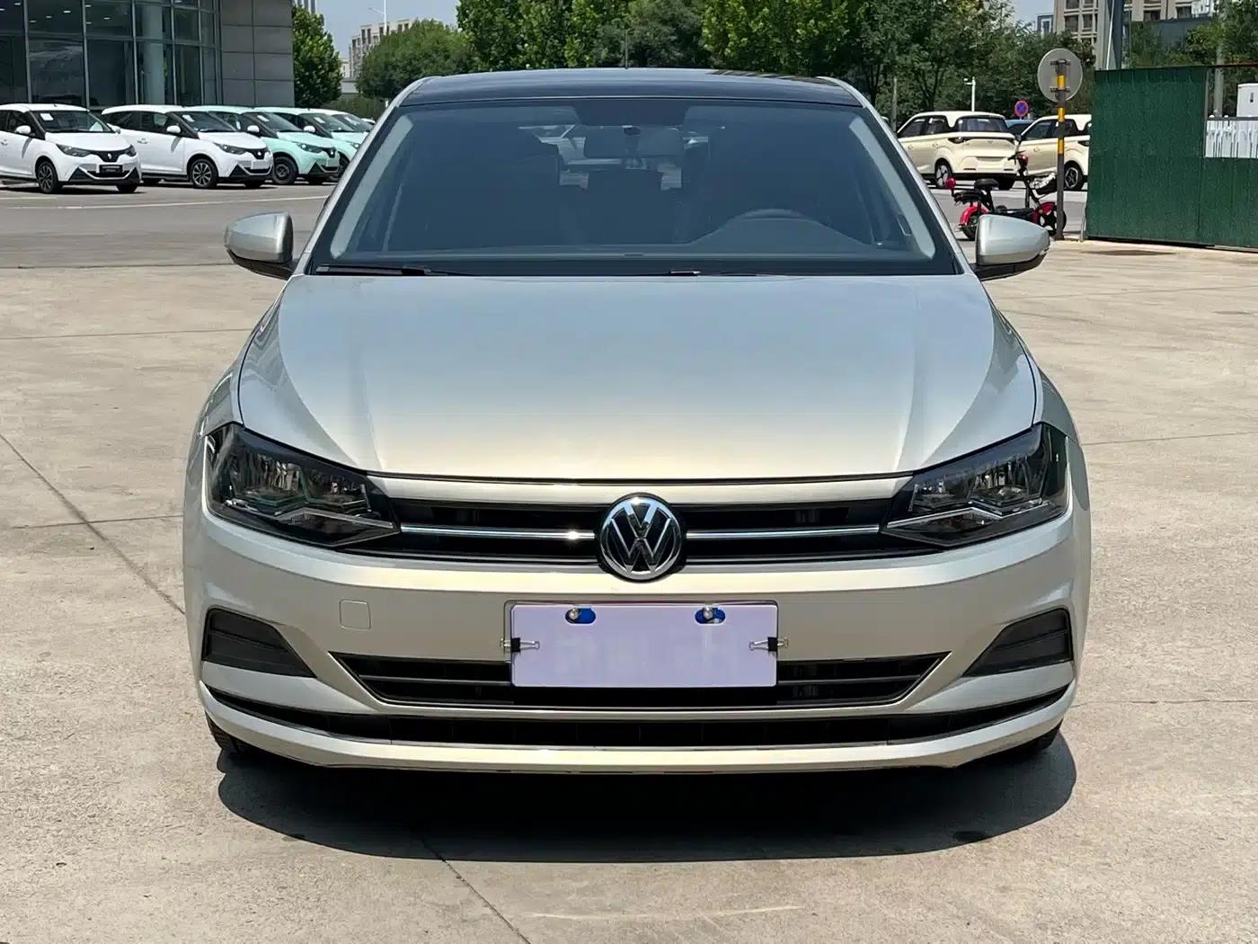 2019 Polo Plus 1.5L Automatic Panoramic Enjoyment Edition — миниатюра 2