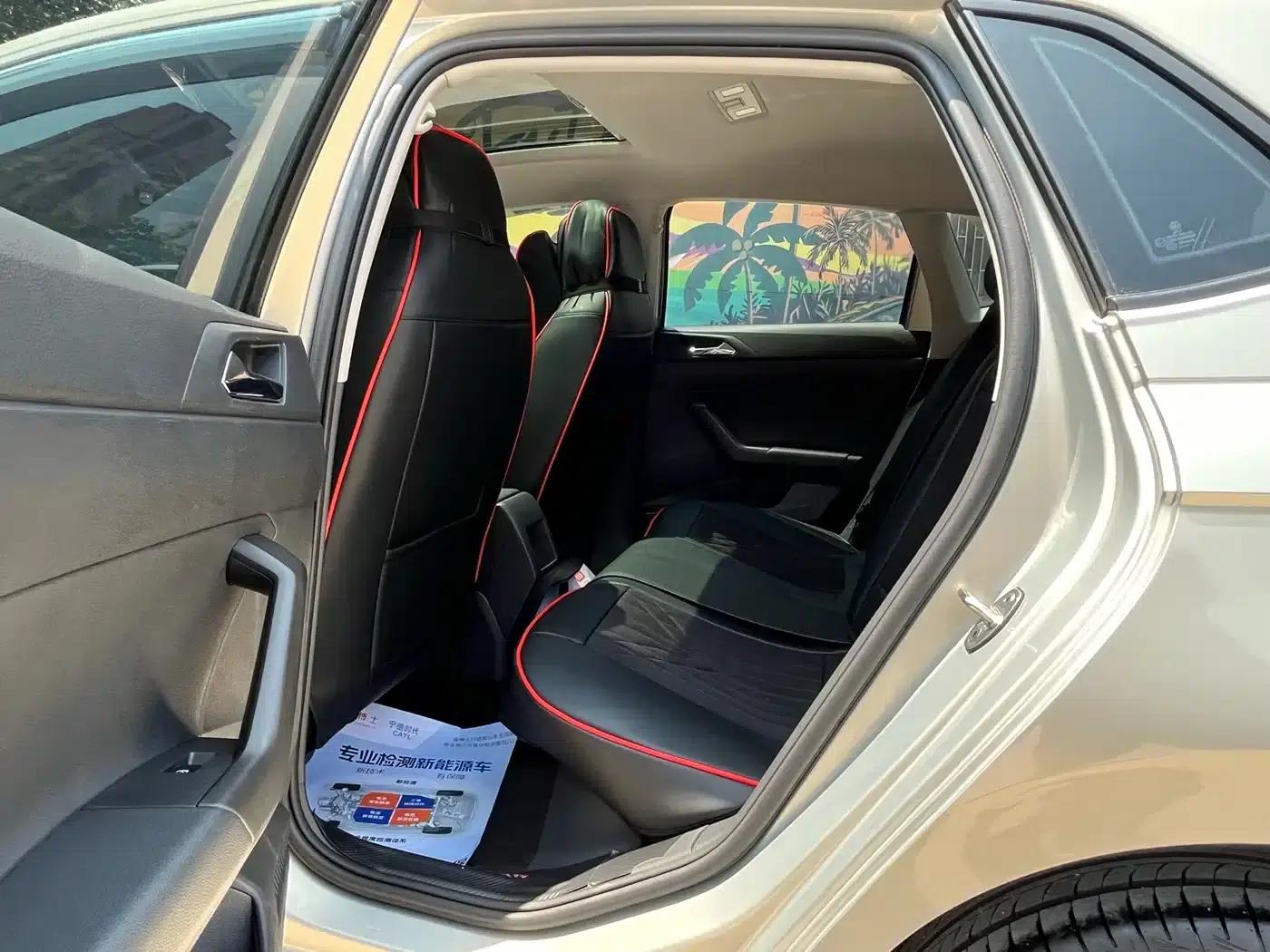 2019 Polo Plus 1.5L Automatic Panoramic Enjoyment Edition — миниатюра 14