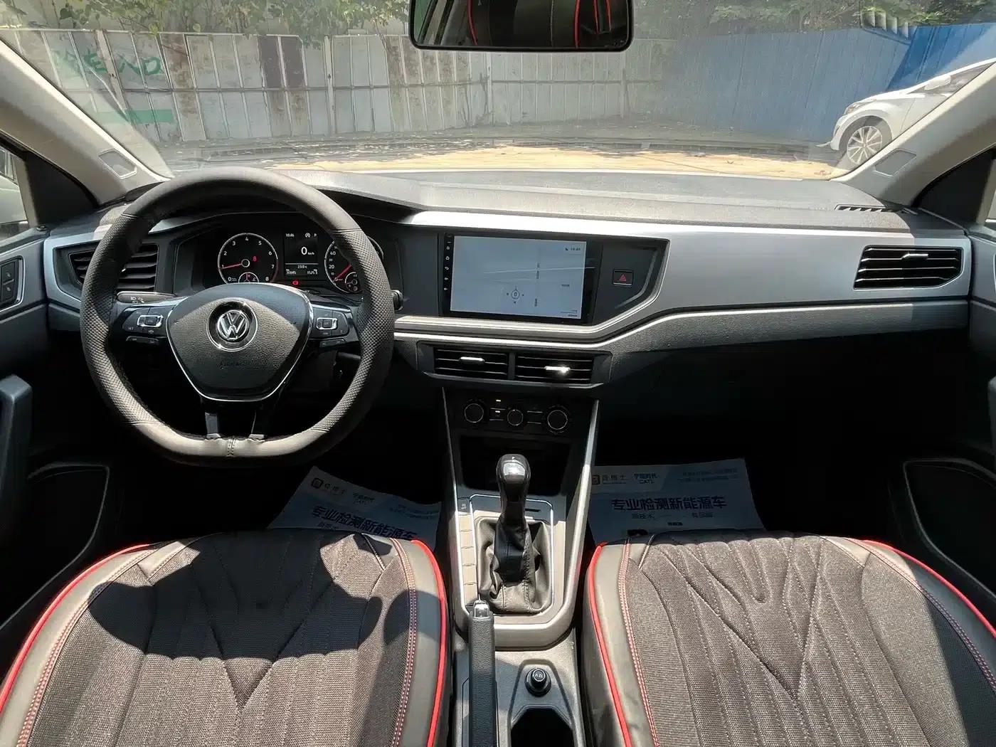 2019 Polo Plus 1.5L Automatic Panoramic Enjoyment Edition — миниатюра 9