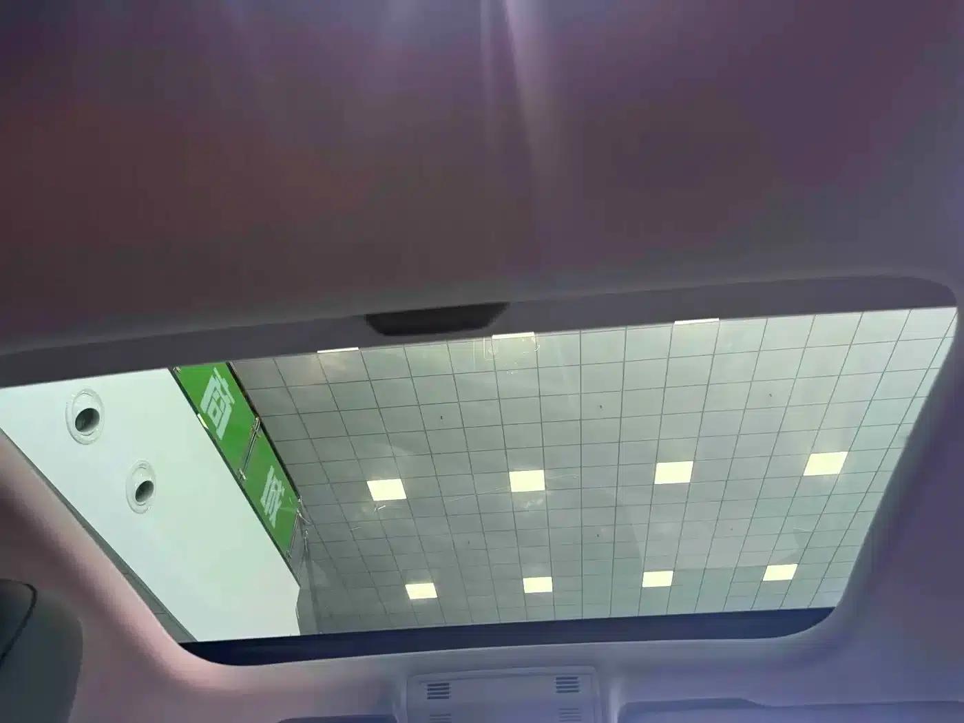 2021 Polo Plus 1.5L Automatic Colorful Technology Edition — миниатюра 18