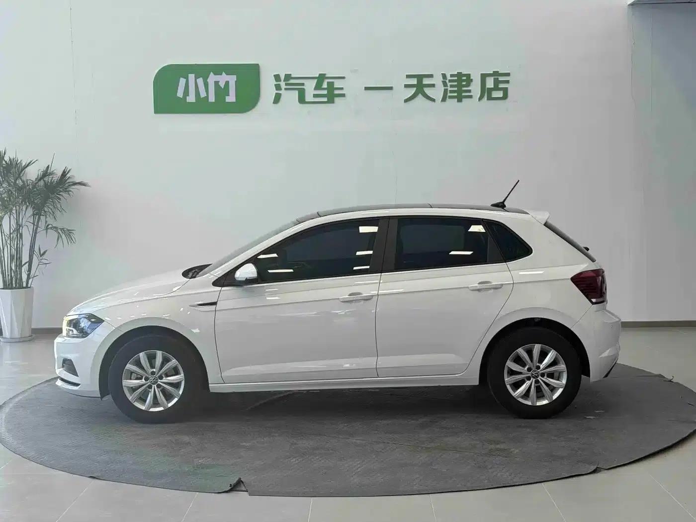 2021 Polo Plus 1.5L Automatic Colorful Technology Edition — миниатюра 4