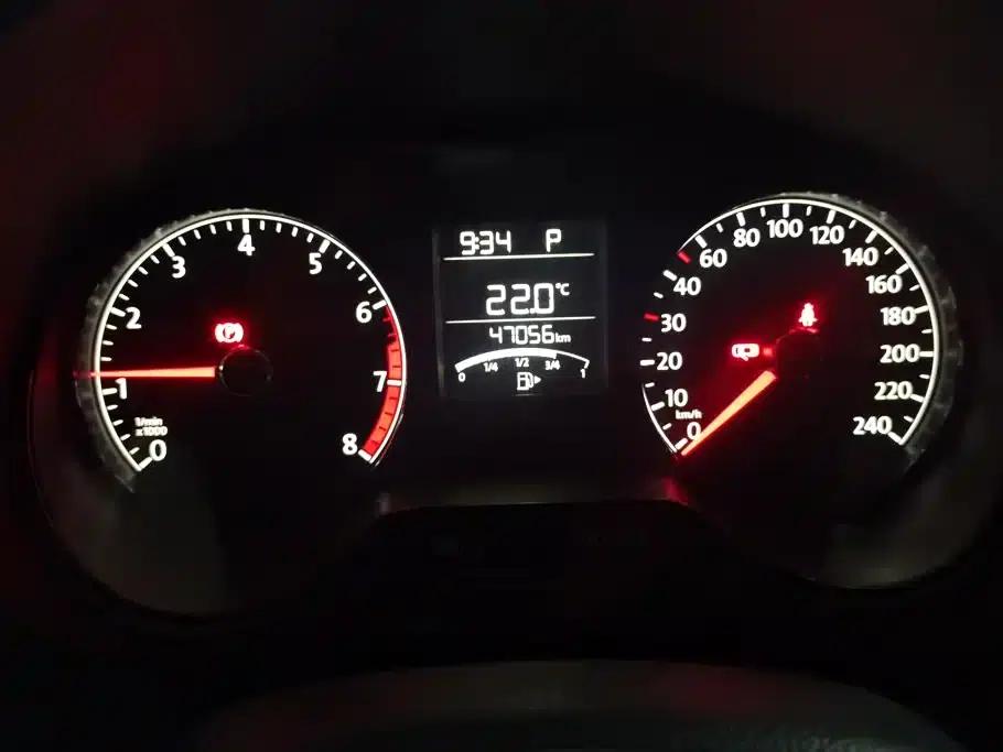2016 Polo 1.4L Automatic Fashion Edition — миниатюра 14