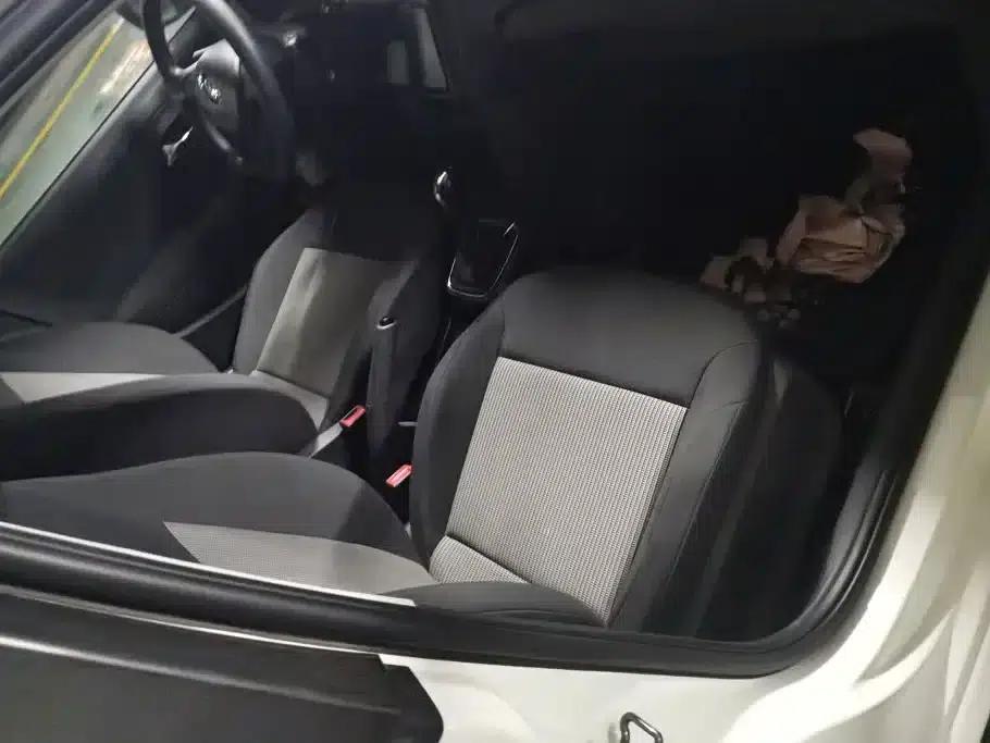 2016 Polo 1.4L Automatic Fashion Edition — миниатюра 8