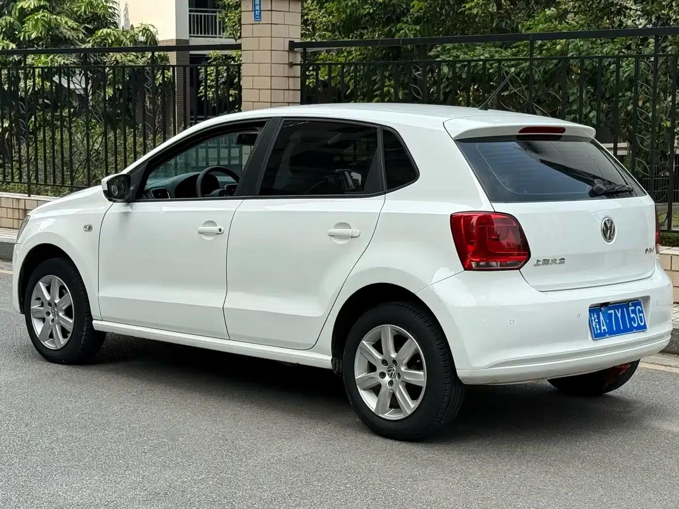 2014 Polo 1.4L Manual Fashion Edition — миниатюра 3