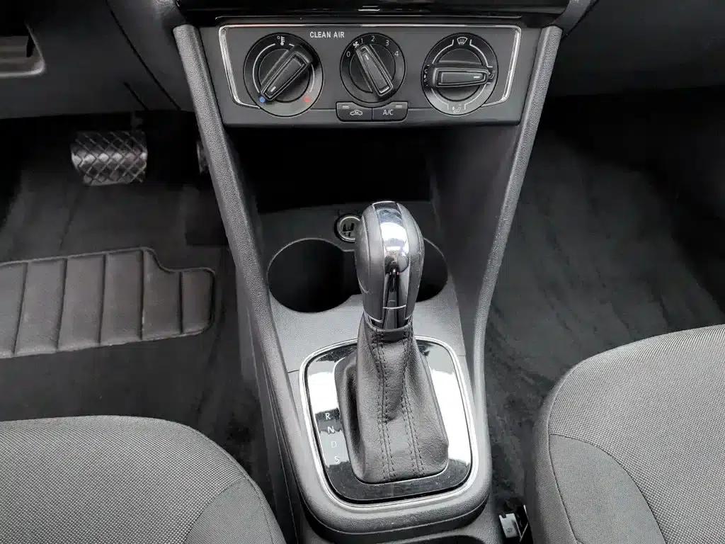 2018 Polo 1.5L Automatic Comfort Edition — миниатюра 13