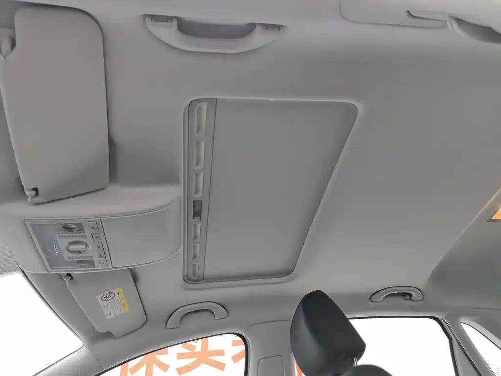 2018 Polo 1.5L Automatic Comfort Edition — миниатюра 14