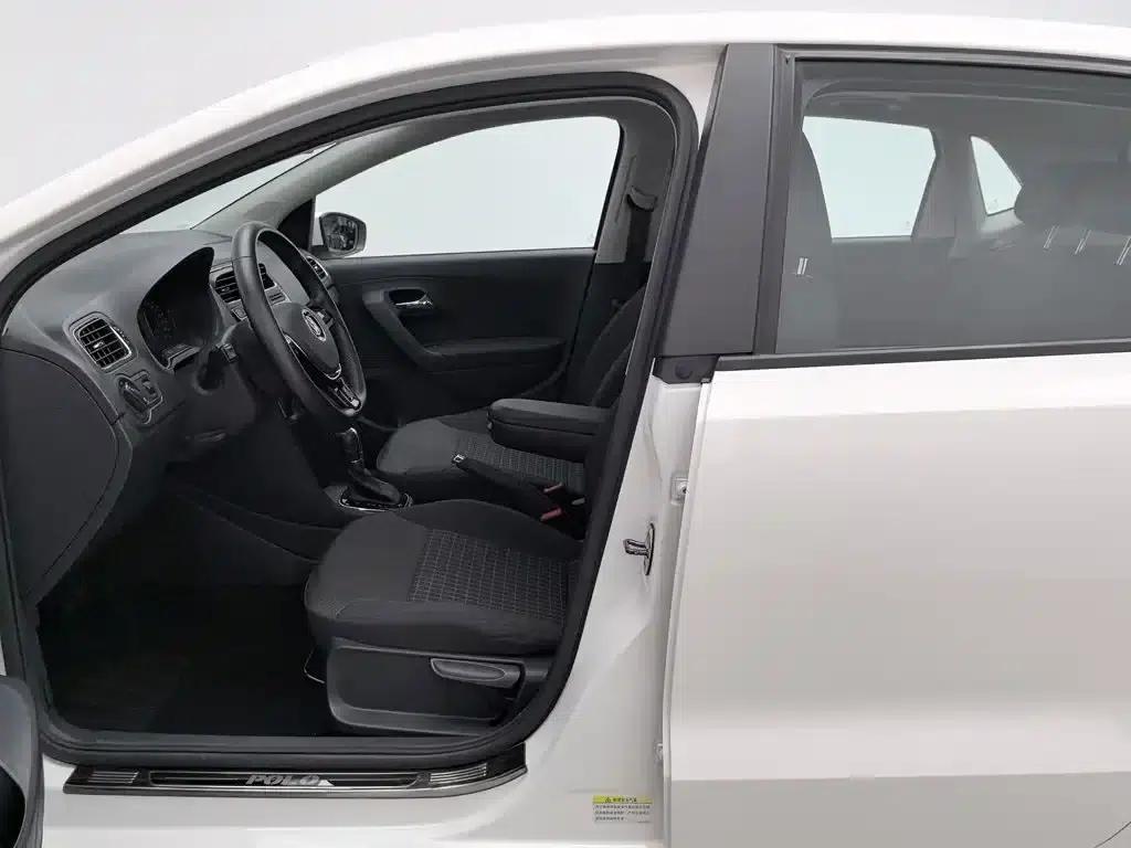 2018 Polo 1.5L Automatic Comfort Edition — миниатюра 10
