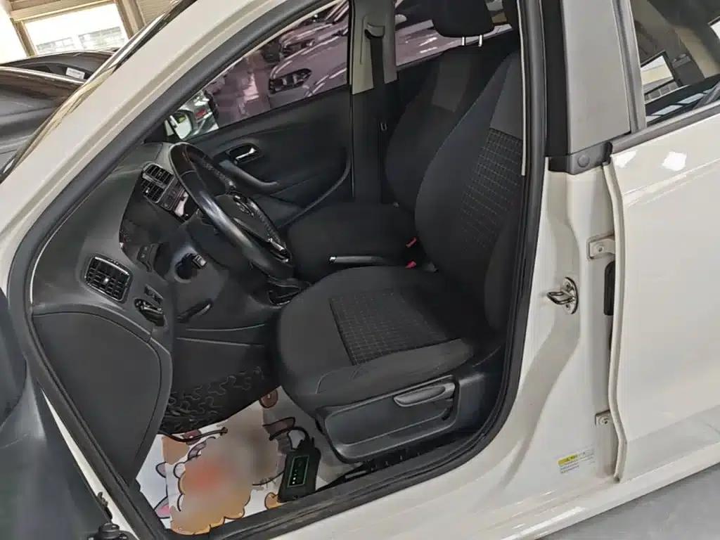 2018 Polo 1.5L Automatic Comfort Edition — миниатюра 15