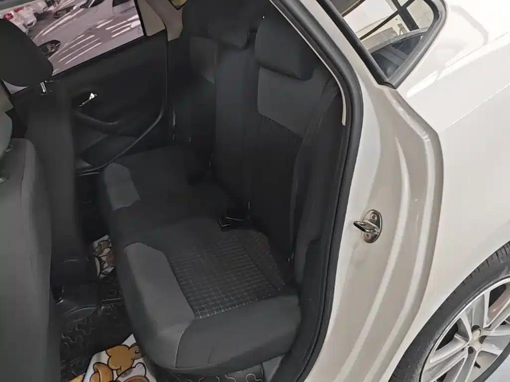 2018 Polo 1.5L Automatic Comfort Edition — миниатюра 17