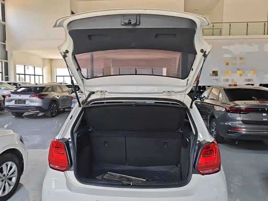 2018 Polo 1.5L Automatic Comfort Edition — миниатюра 19