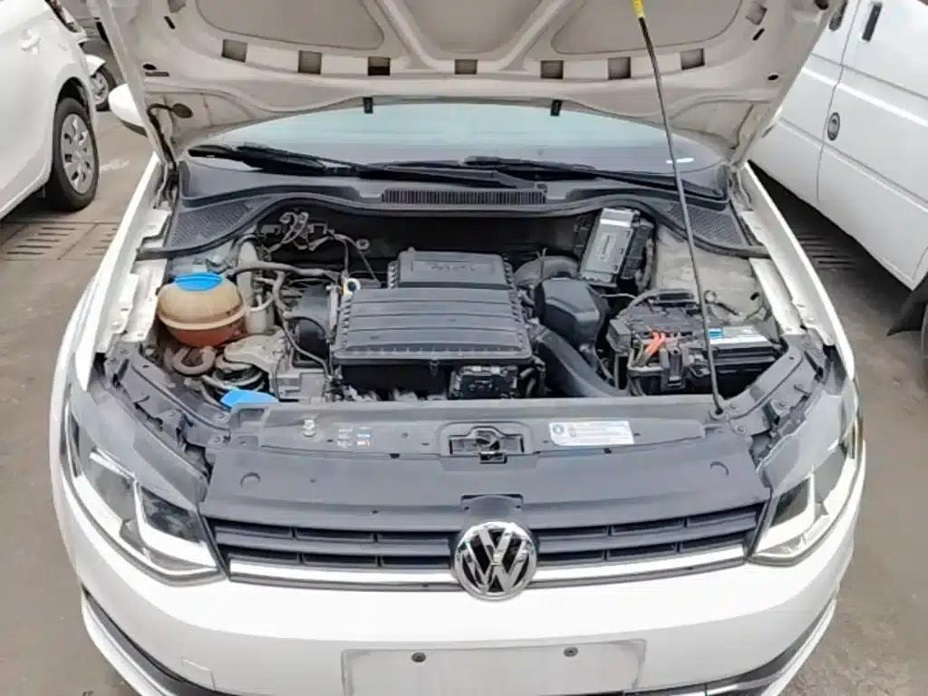 2016 Polo 1.6L Automatic Comfort Model — миниатюра 20