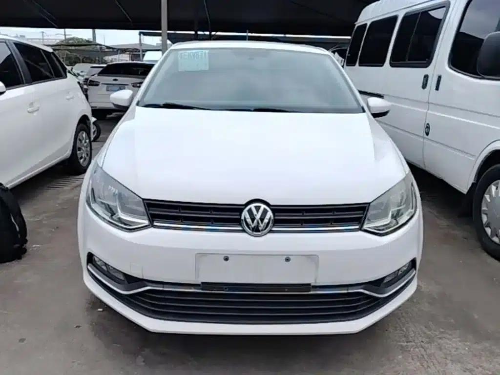 2016 Polo 1.6L Automatic Comfort Model — миниатюра 3