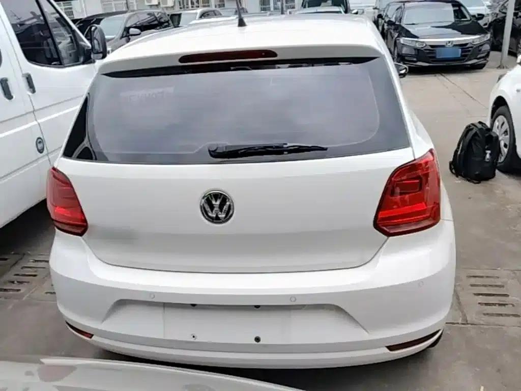 2016 Polo 1.6L Automatic Comfort Model — миниатюра 6
