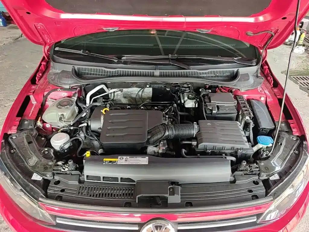 2019 Polo Plus 1.5L Automatic Colorful Technology Edition — миниатюра 20