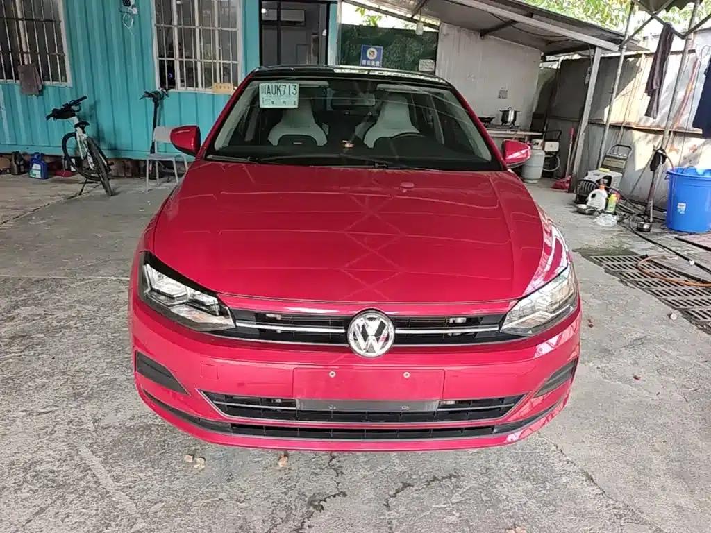 2019 Polo Plus 1.5L Automatic Colorful Technology Edition — миниатюра 3