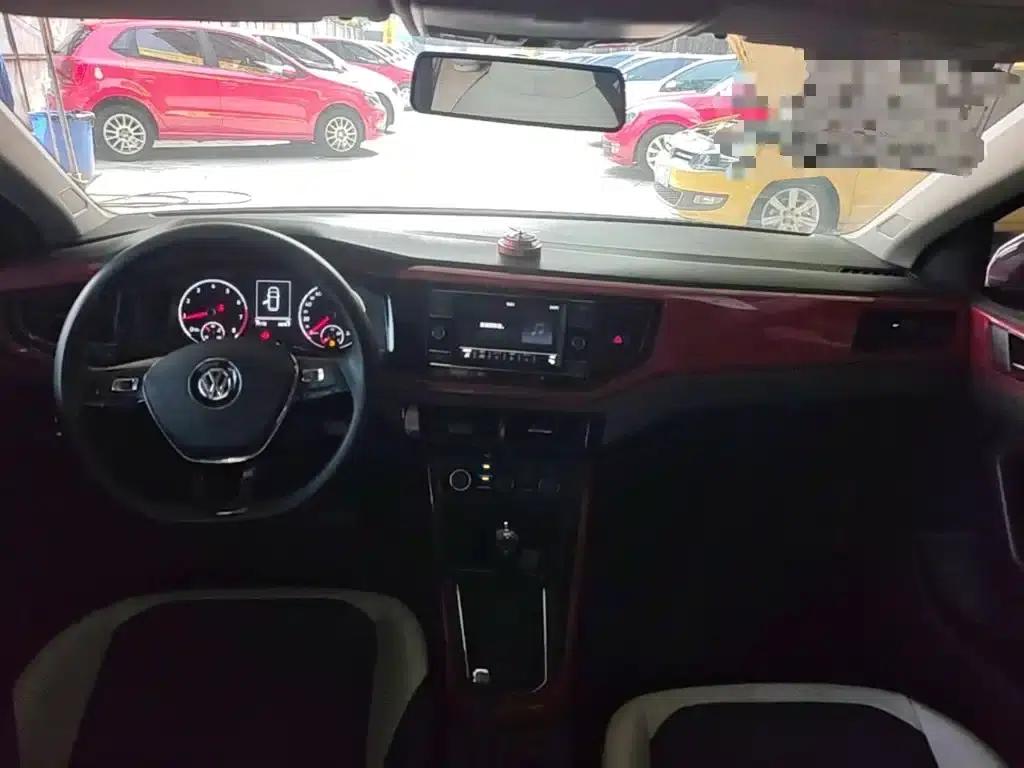 2019 Polo Plus 1.5L Automatic Colorful Technology Edition — миниатюра 10