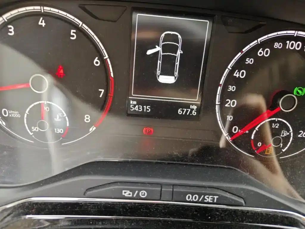 2019 Polo Plus 1.5L Automatic Beats Trendy Edition — миниатюра 5