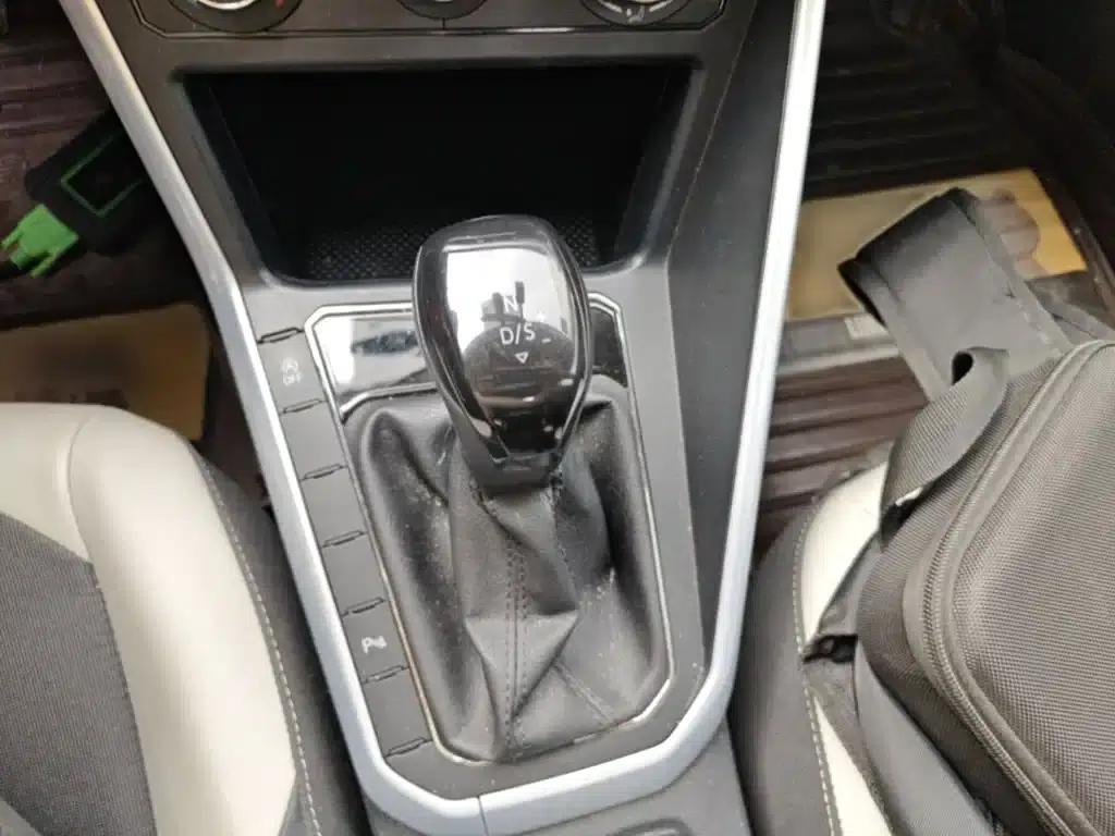 2019 Polo Plus 1.5L Automatic Beats Trendy Edition — миниатюра 7