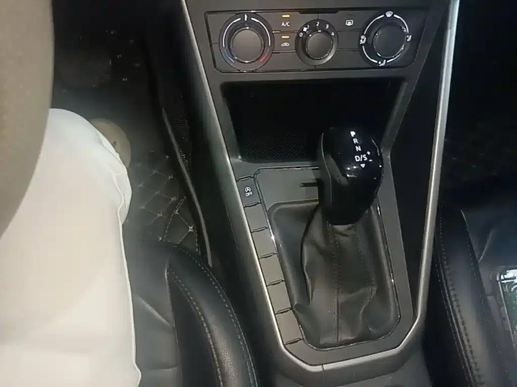 2019 Polo Plus 1.5L Automatic Panoramic Enjoyment Edition — миниатюра 14