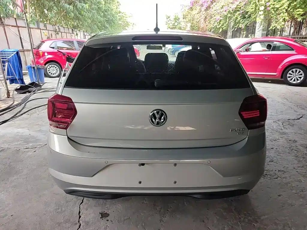 2019 Polo Plus 1.5L Automatic Colorful Technology Edition — миниатюра 6
