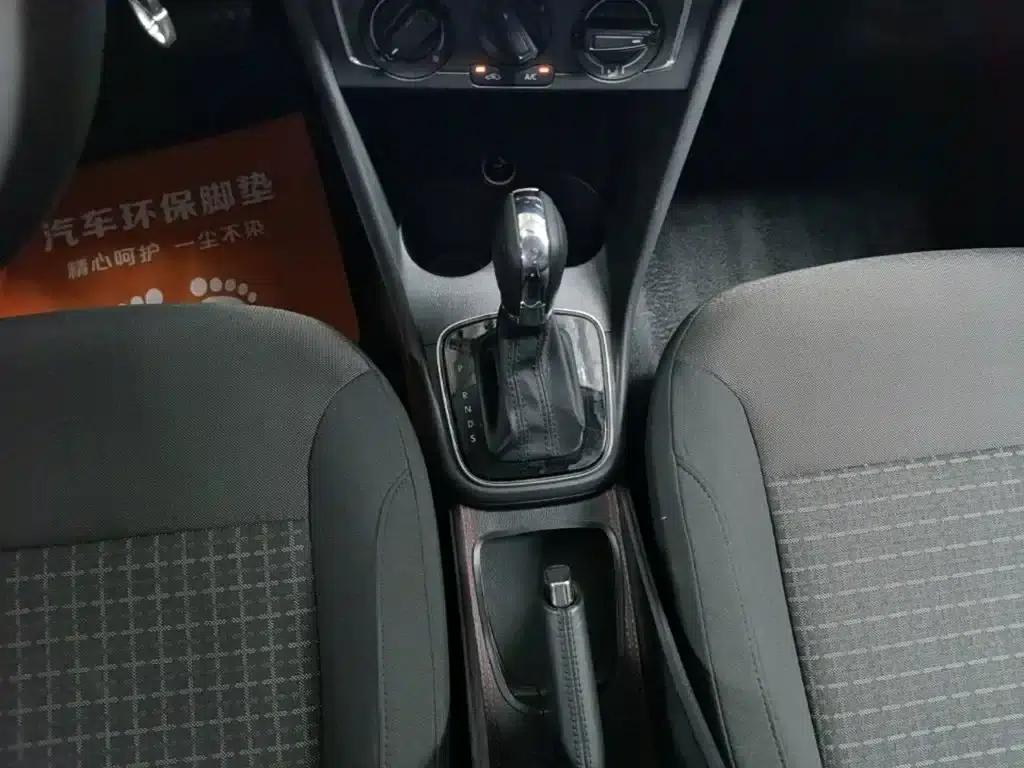 2016 Polo 1.6L Automatic Comfort Model — миниатюра 14