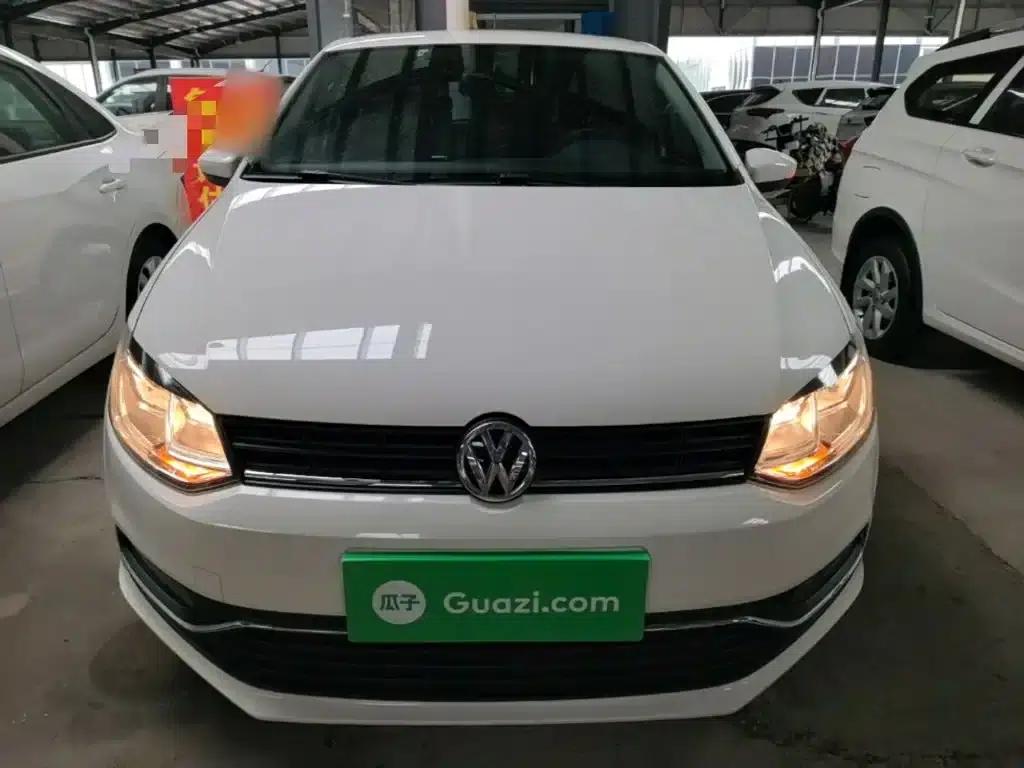 2016 Polo 1.6L Automatic Comfort Model — миниатюра 3