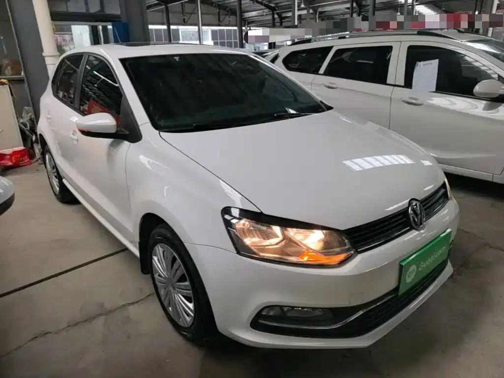 2016 Polo 1.6L Automatic Comfort Model — миниатюра 4