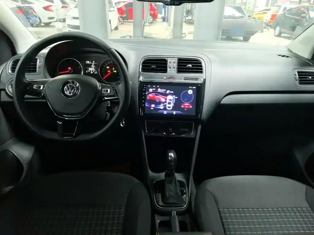 2016 Polo 1.6L Automatic Comfort Model — миниатюра 10