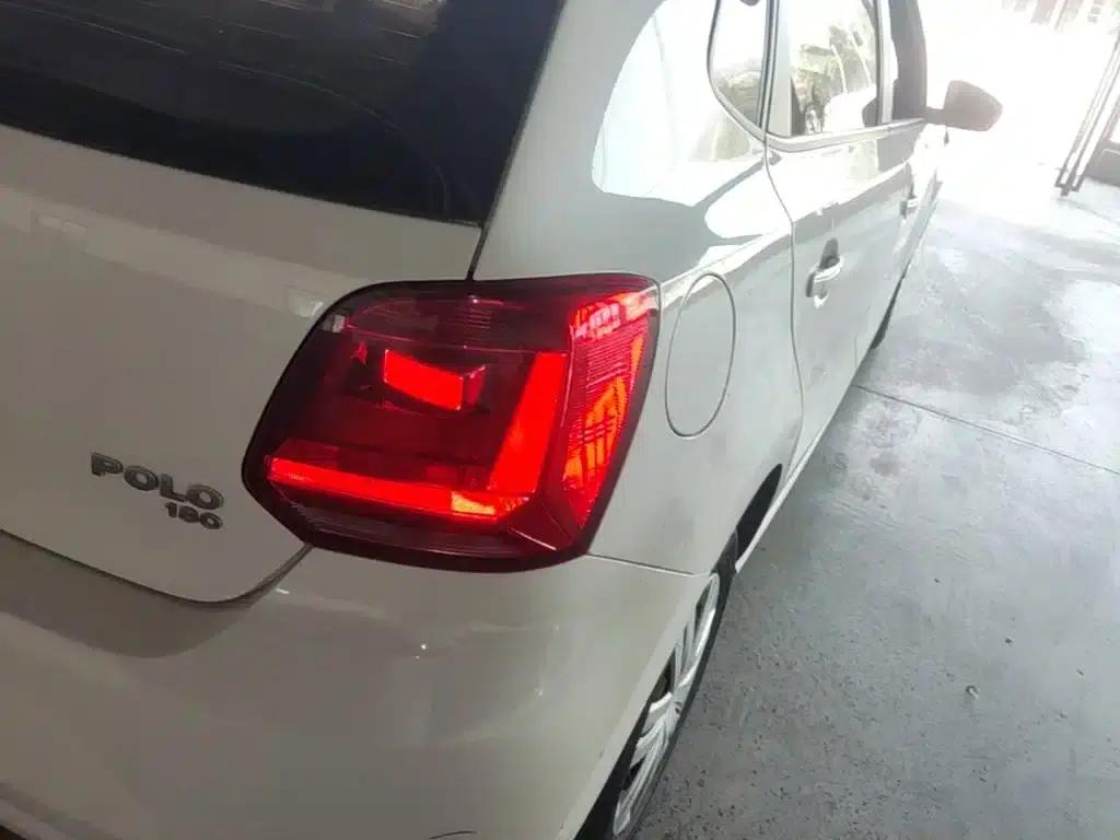 2018 Polo 1.5L Automatic Comfort Edition — миниатюра 8