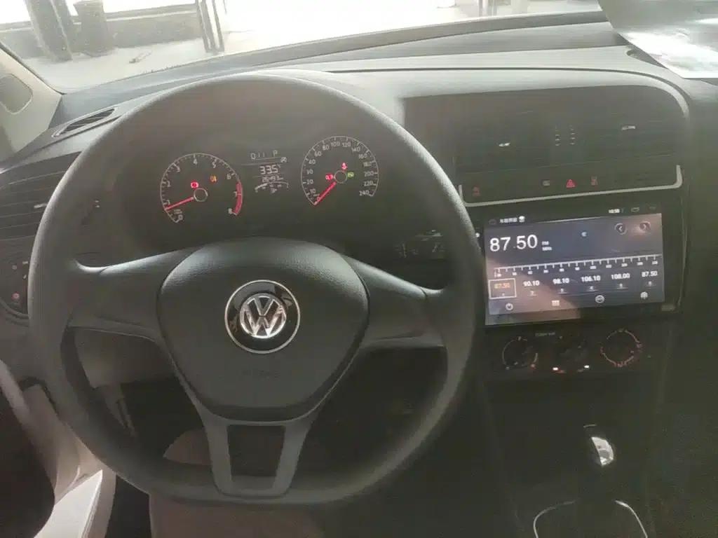 2018 Polo 1.5L Automatic Comfort Edition — миниатюра 10