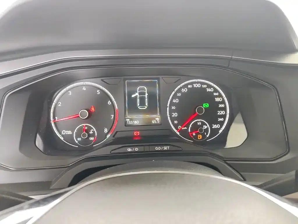 2019 Polo Plus 1.5L Automatic Panoramic Enjoyment Edition — миниатюра 12