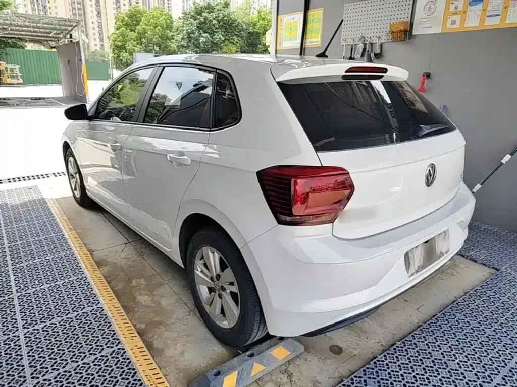 2019 Polo Plus 1.5L Automatic Panoramic Enjoyment Edition — миниатюра 5