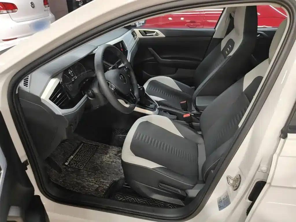 2021 Polo Plus 1.5L Automatic Colorful Technology Edition — миниатюра 15