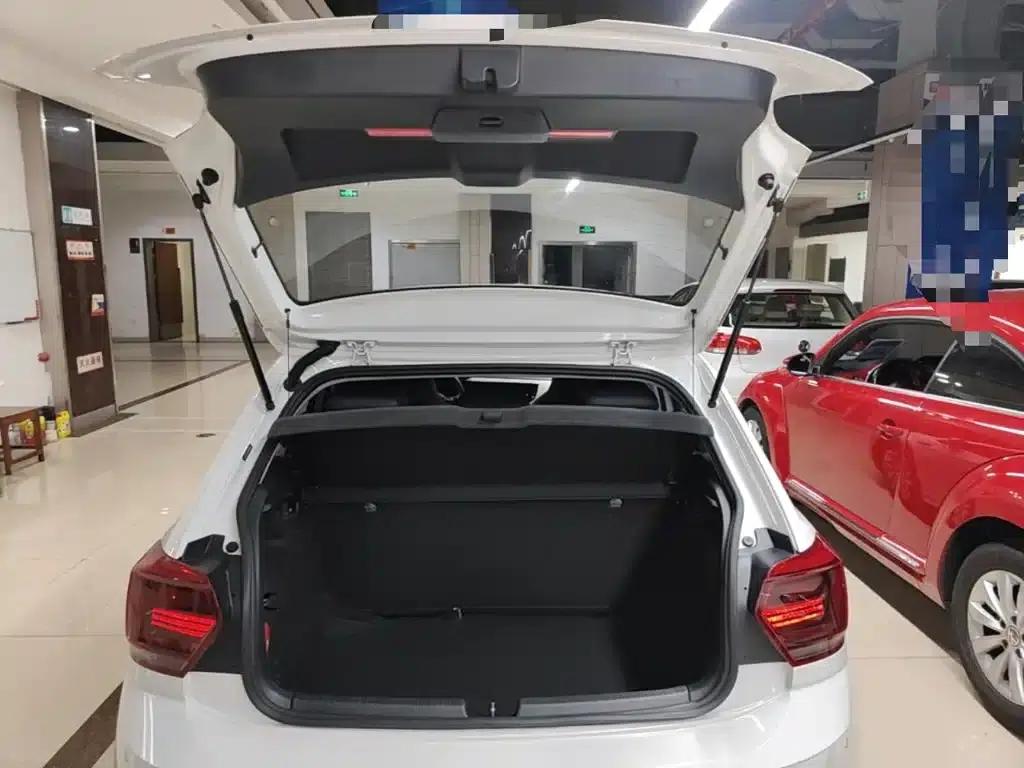 2021 Polo Plus 1.5L Automatic Colorful Technology Edition — миниатюра 19