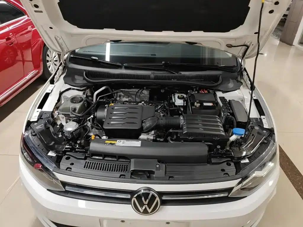 2021 Polo Plus 1.5L Automatic Colorful Technology Edition — миниатюра 20