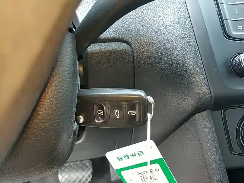 2018 Polo 1.5L Automatic Comfort Edition — миниатюра 9