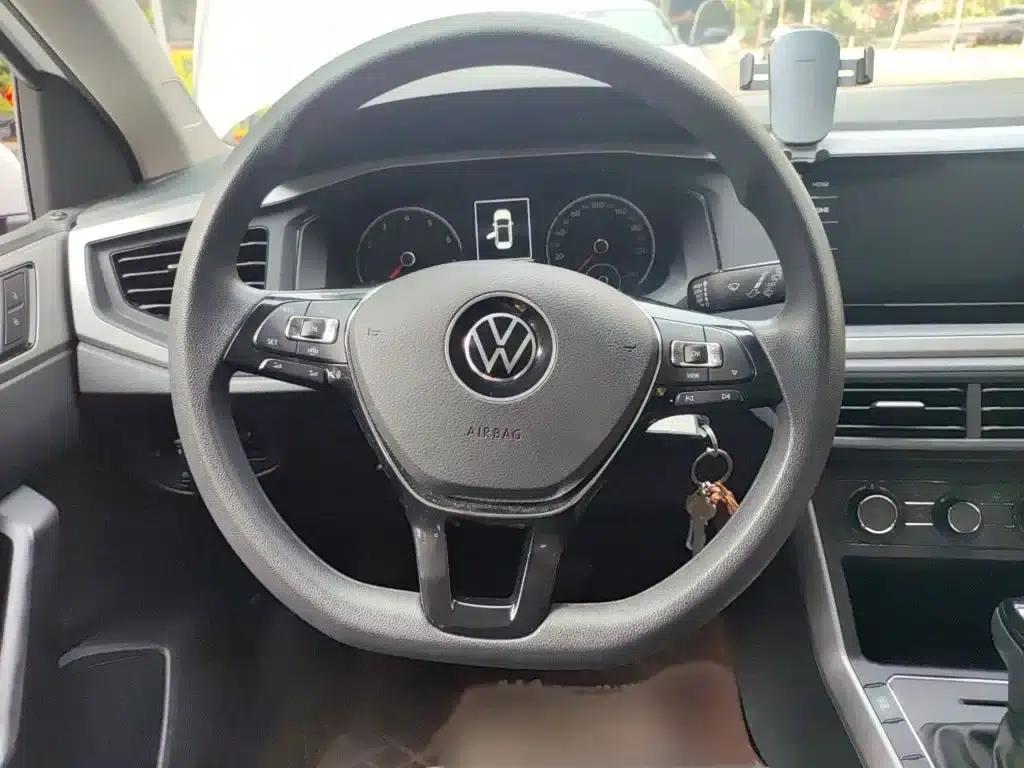 2021 Polo Plus 1.5L Automatic Panoramic Enjoyment Edition — миниатюра 3